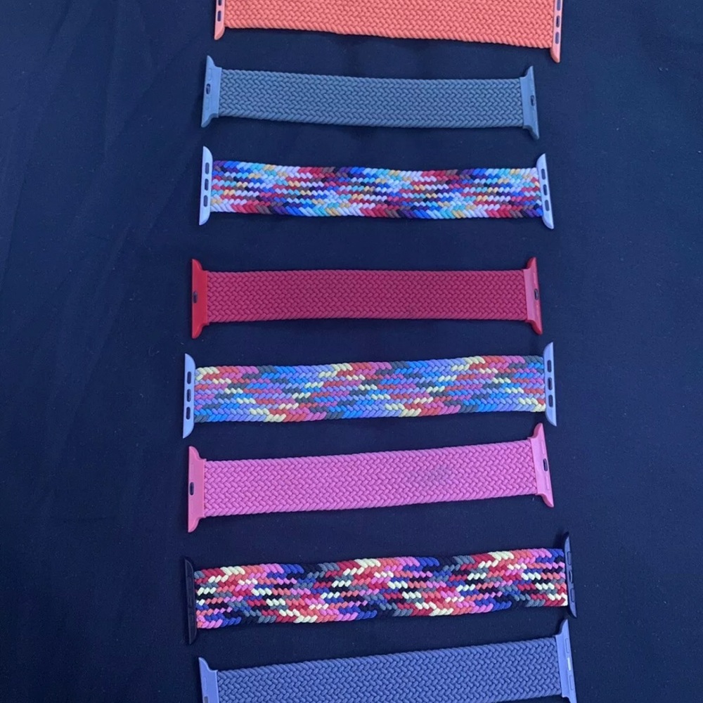 Lot of EIGHT size Medium Apple Watch⌚️ 44mm multicolored bands! NEVER BEEN WORN!